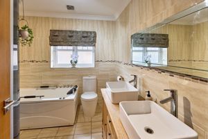 Photo 28- click for photo gallery